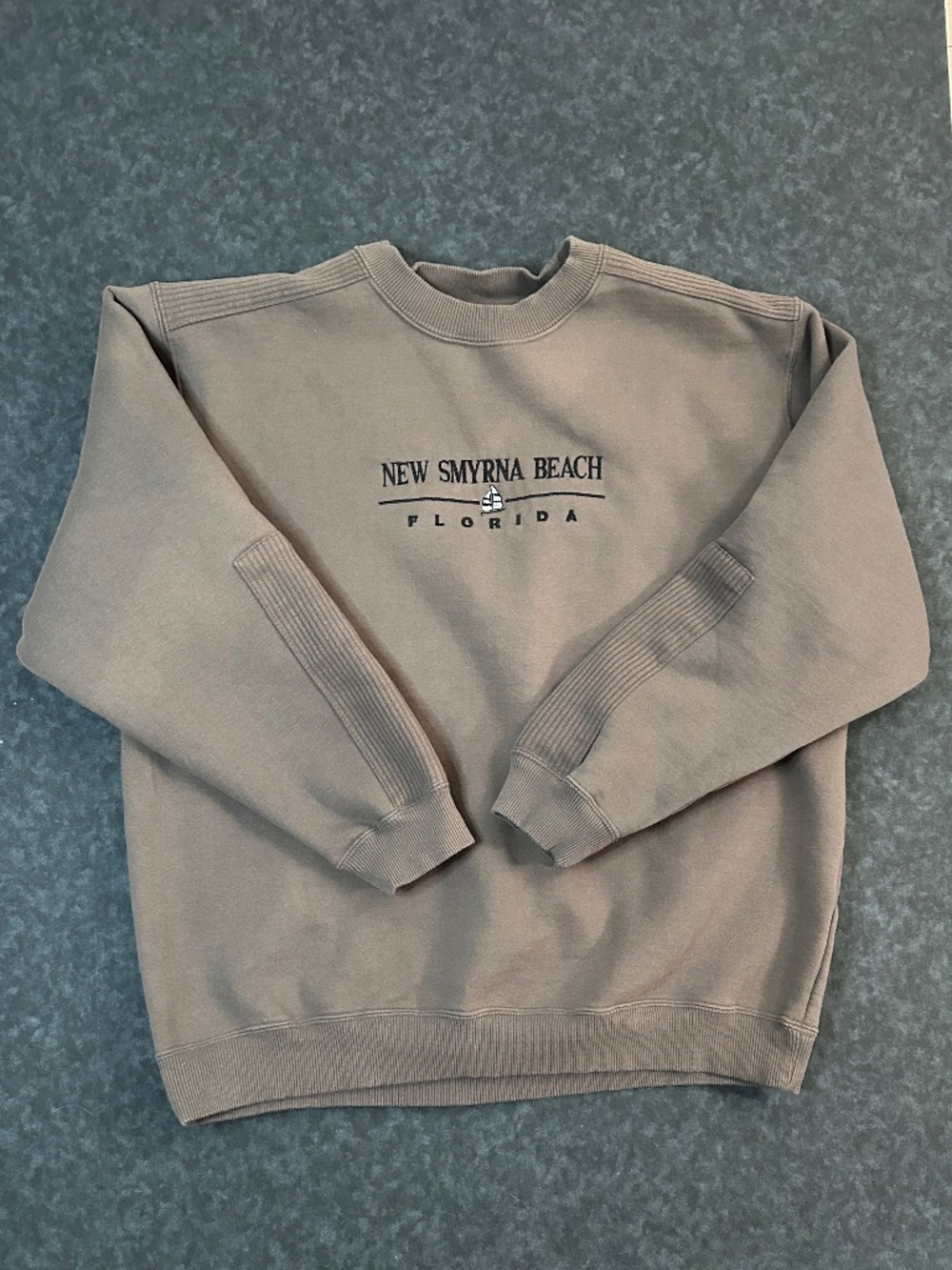 New Smyrna Beach Florida Tan/Brown Embroidered Crewneck Sweater Size Large